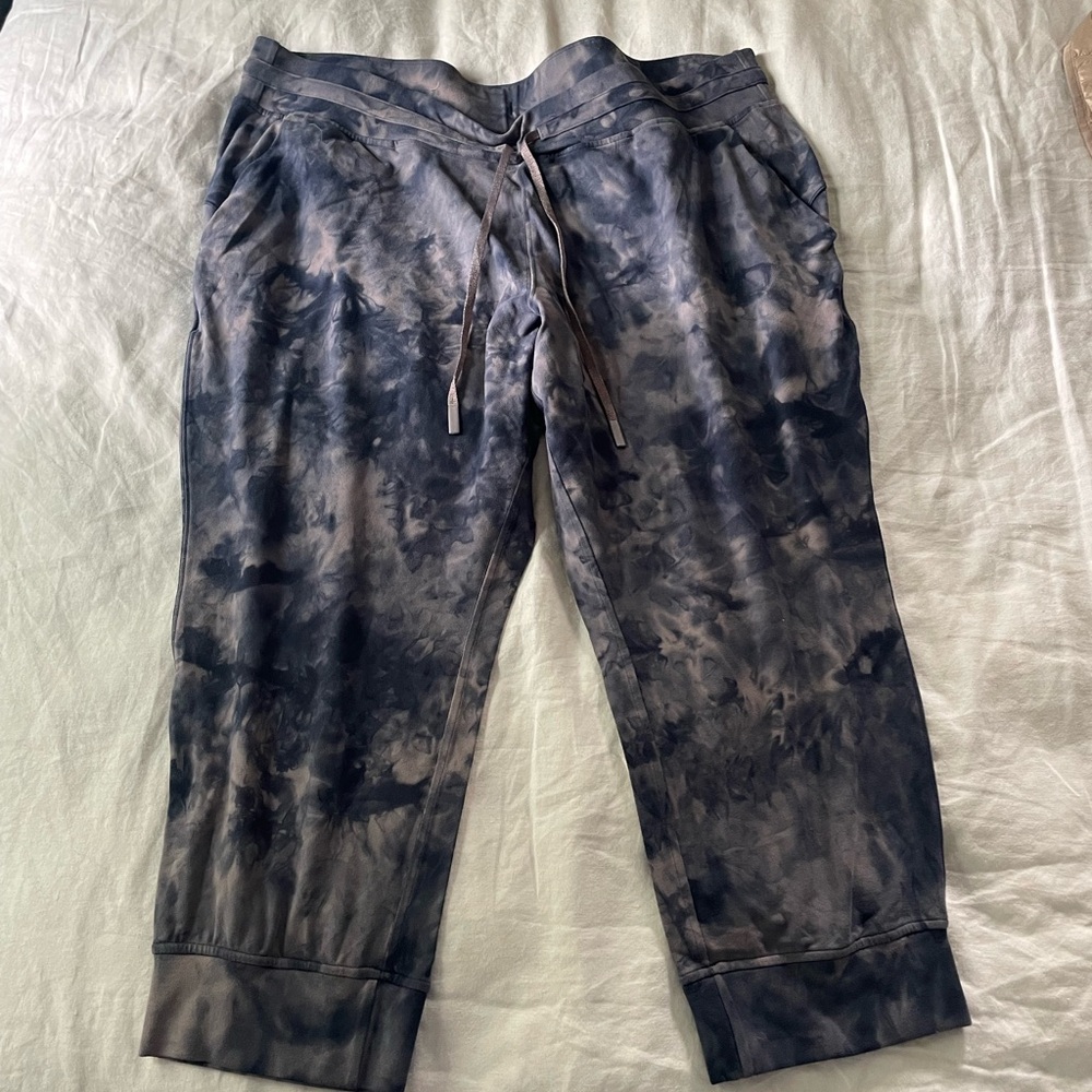 Lululemon Ready to Rulu High Rise Cropped Pants